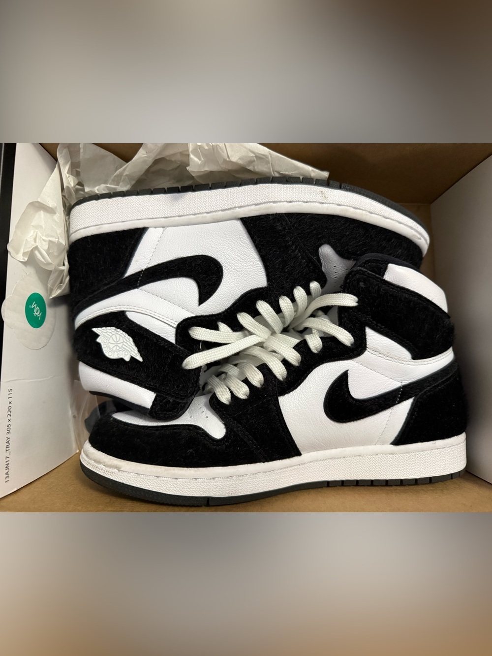 Jordan 1s Twist Woman
